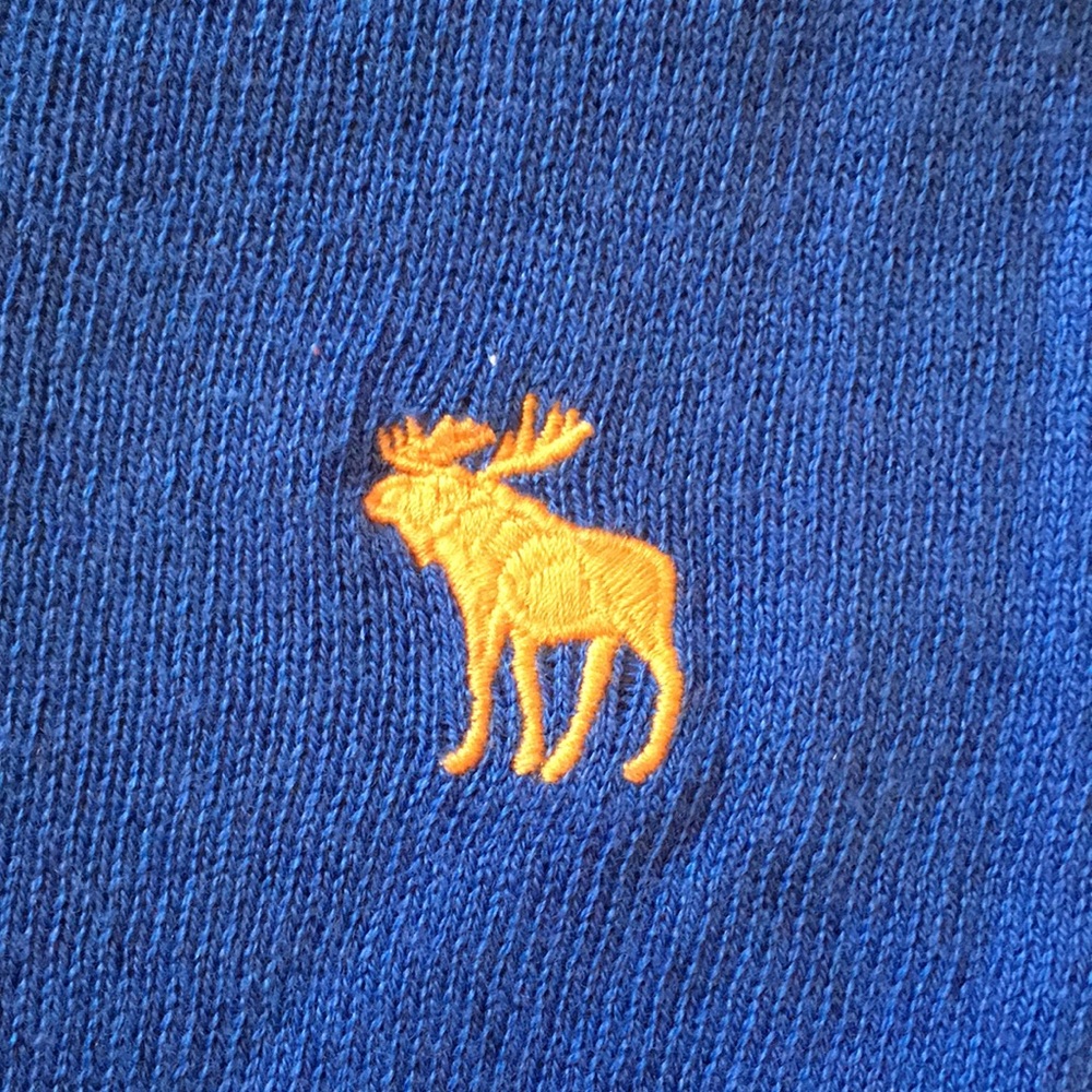 abercrombie Kids VNeck Sweater - Picture 3 of 3
